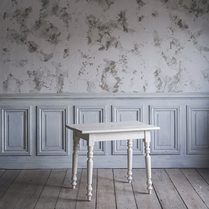 アンティークフレンチテーブル