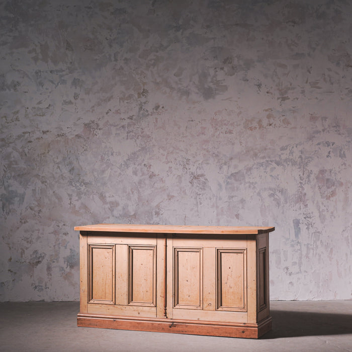 アンティークシェルフカウンター