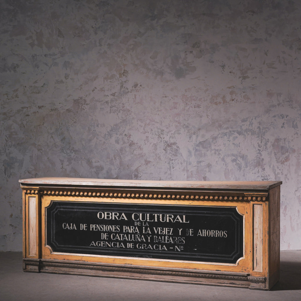 アンティークカウンター — Antique Shop IWARE