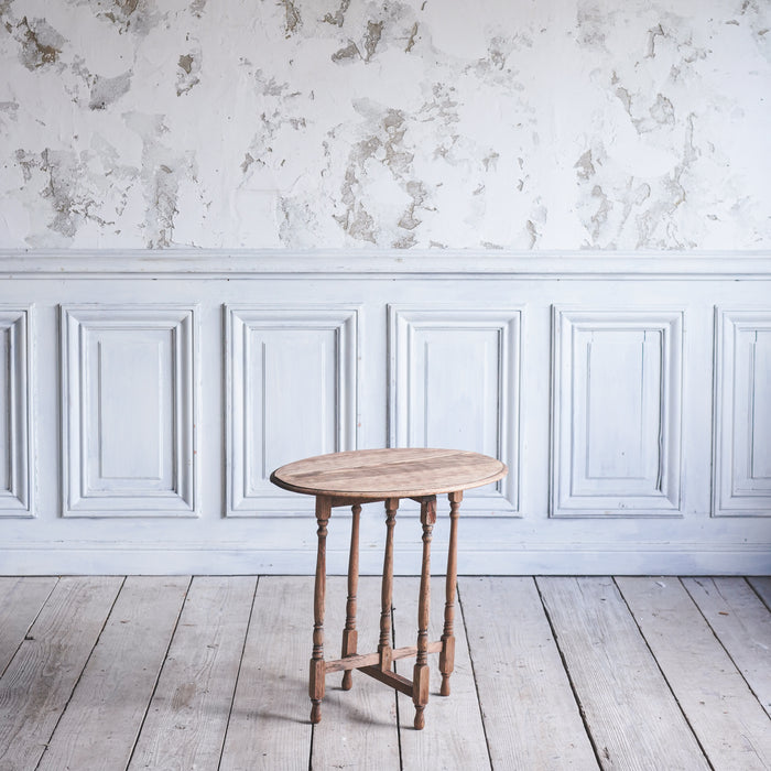 アンティーク折りたたみサイドテーブル