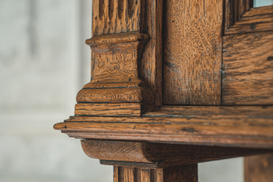 アンティークキャビネット