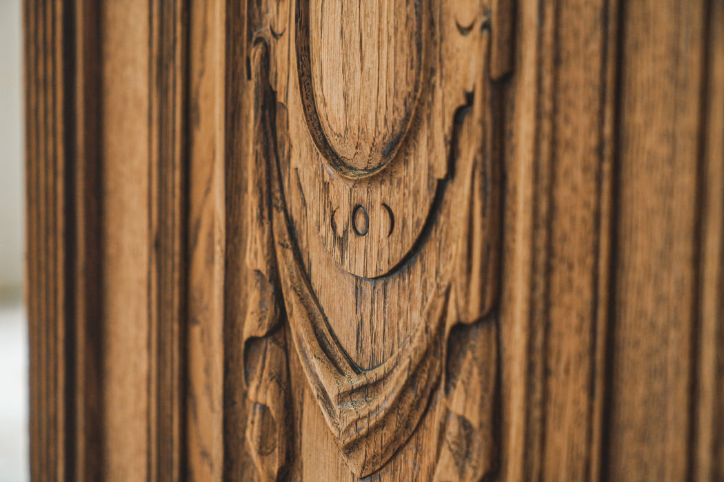 アンティークキャビネット