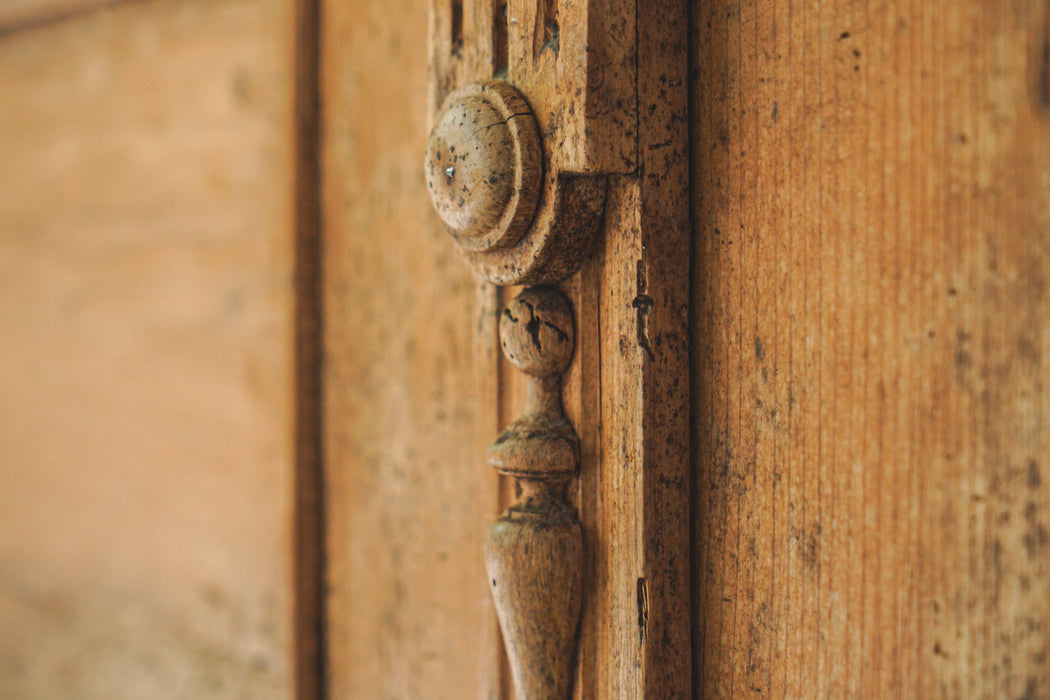 Antique counter