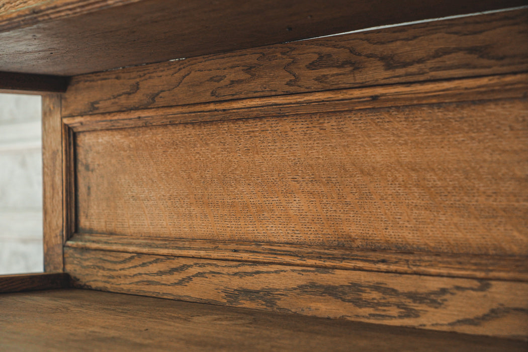 アンティークキャビネット