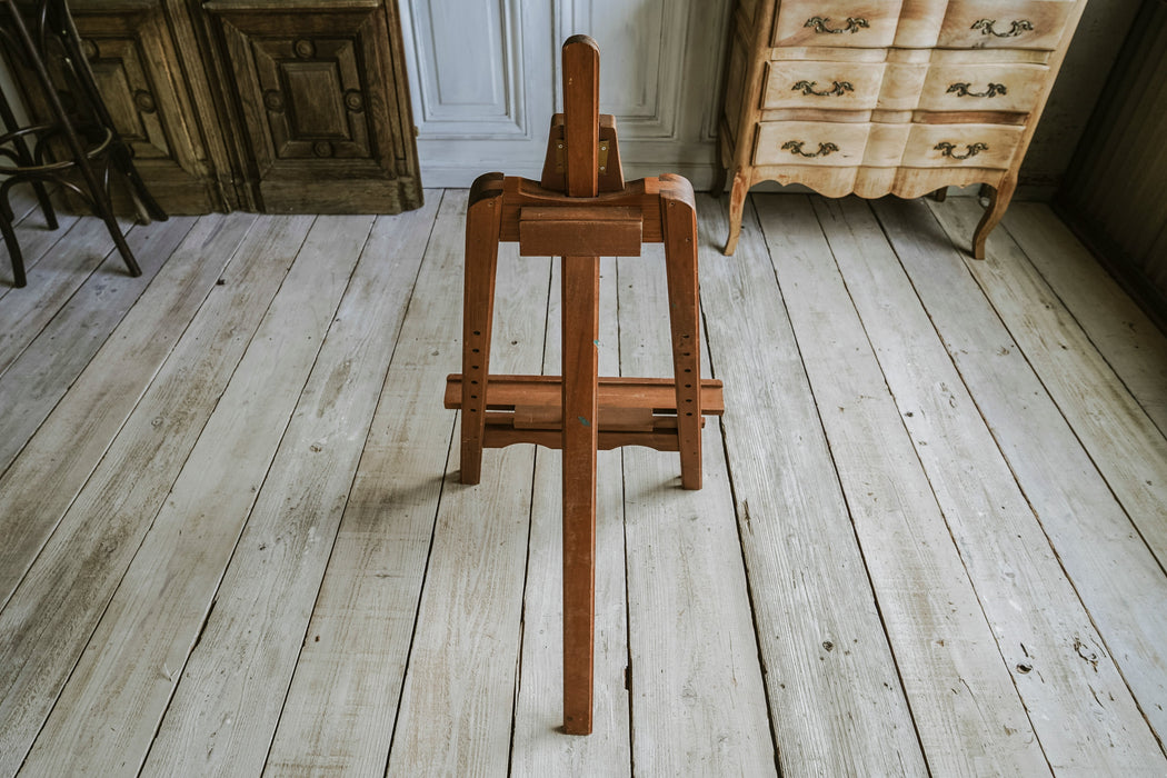 Antique easel