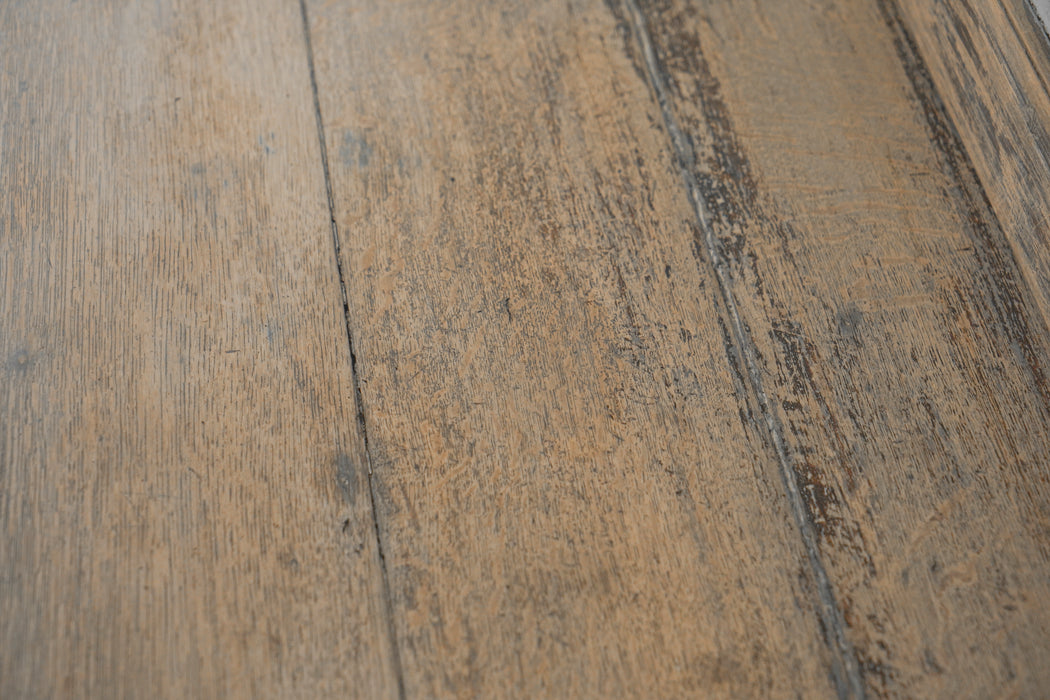 アンティークカップボード