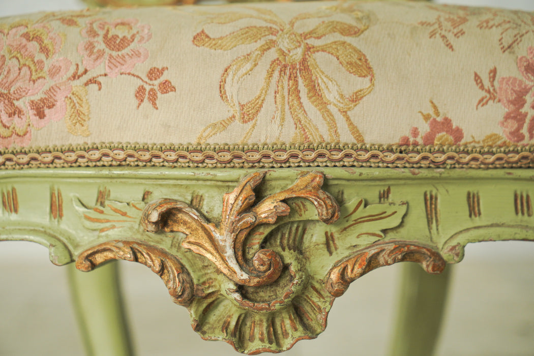 アンティークグリーンフレームチェア