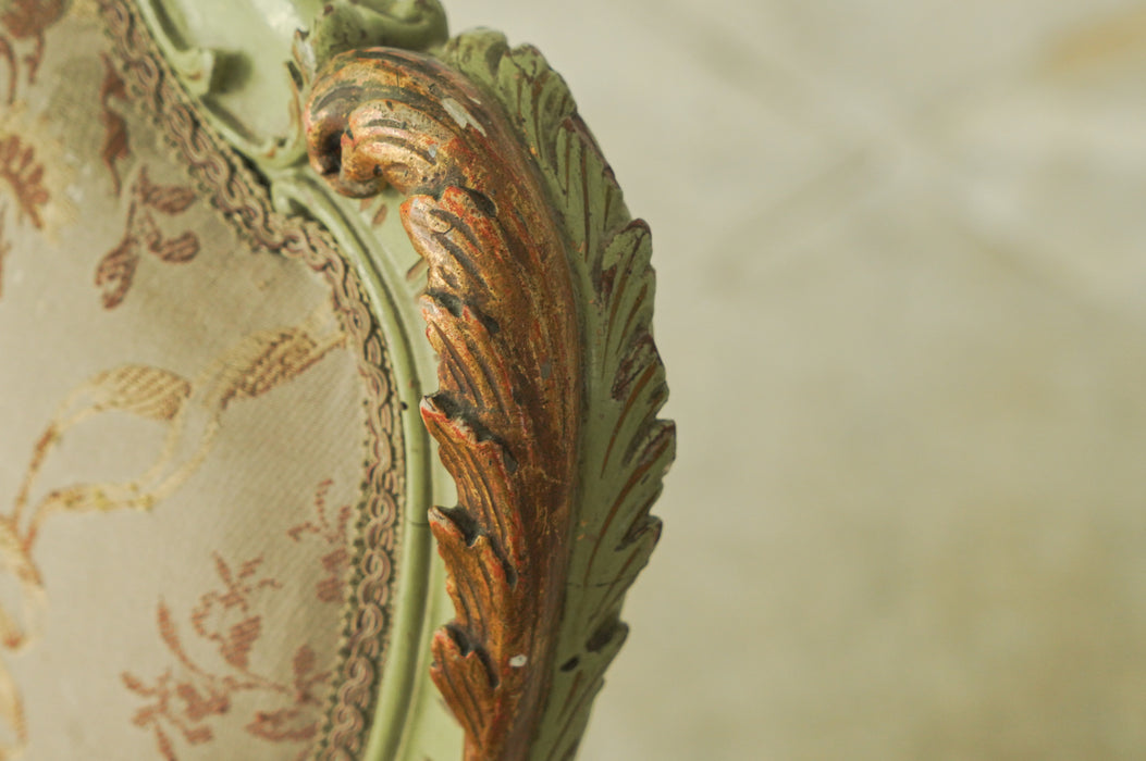 アンティークグリーンアームチェア