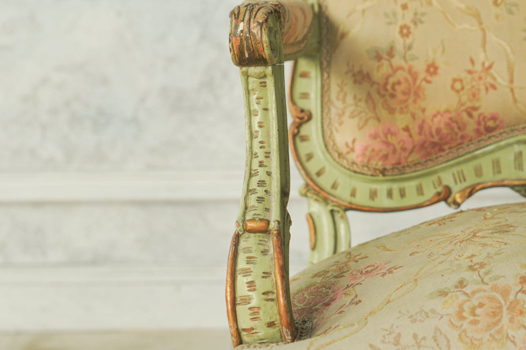 アンティークグリーンアームチェア