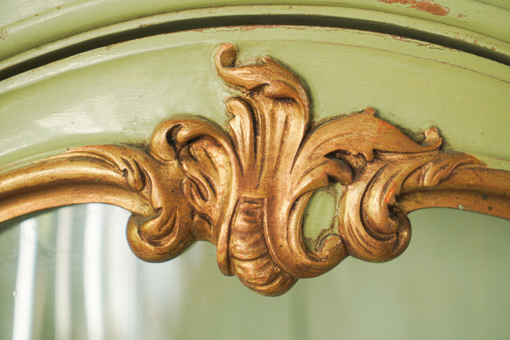 アンティークヴェールグラスキャビネット