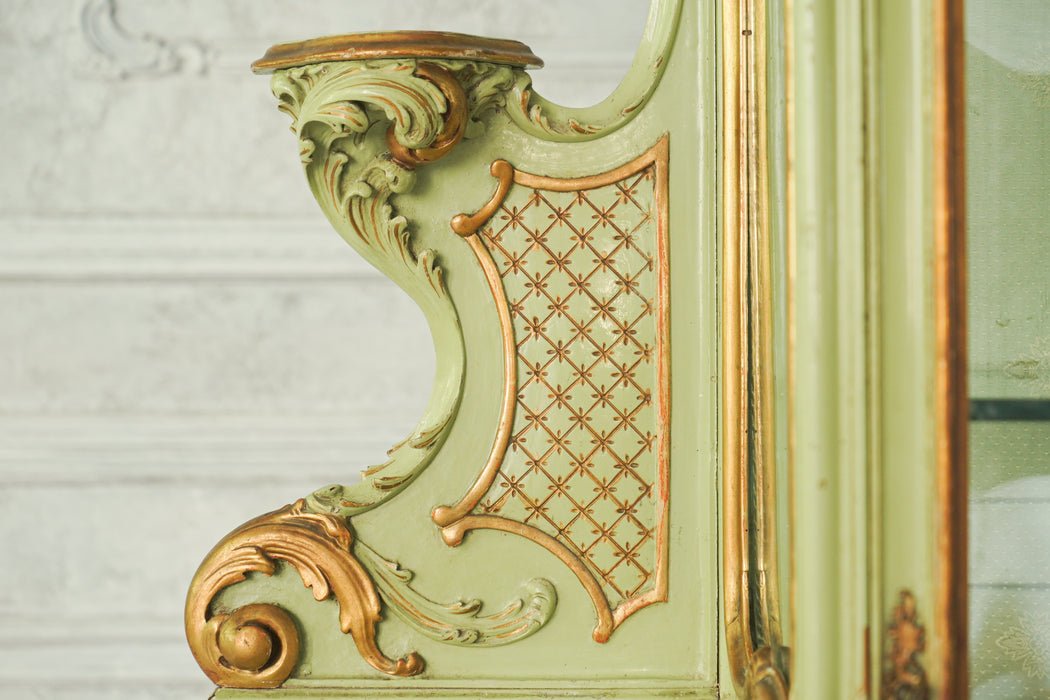 アンティークヴェールグラスキャビネット