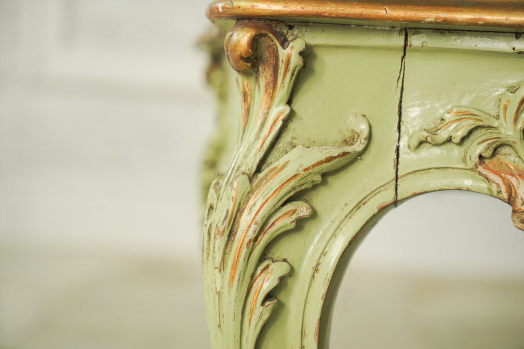 アンティークヴェールグラスキャビネット