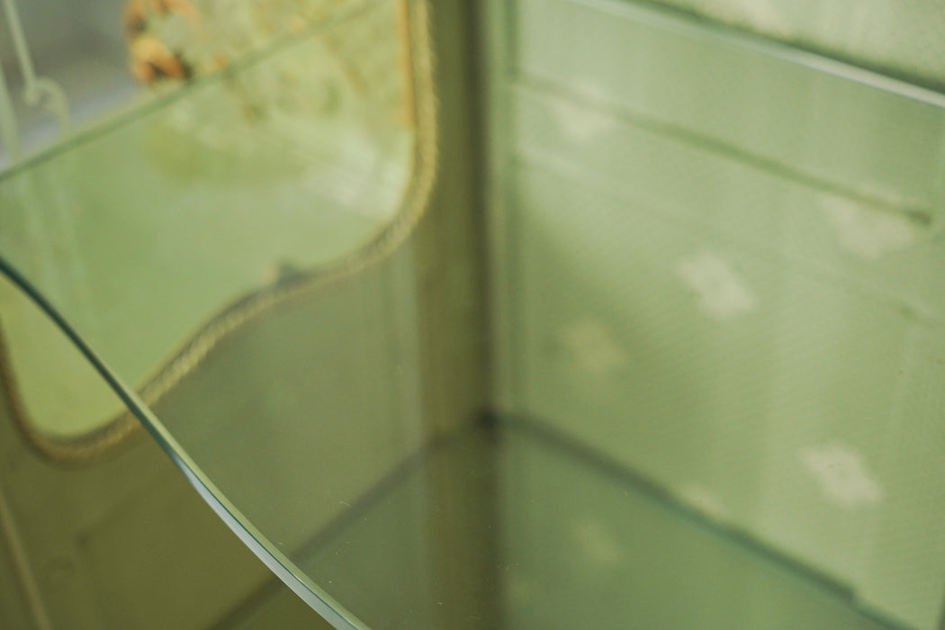 アンティークヴェールグラスキャビネット