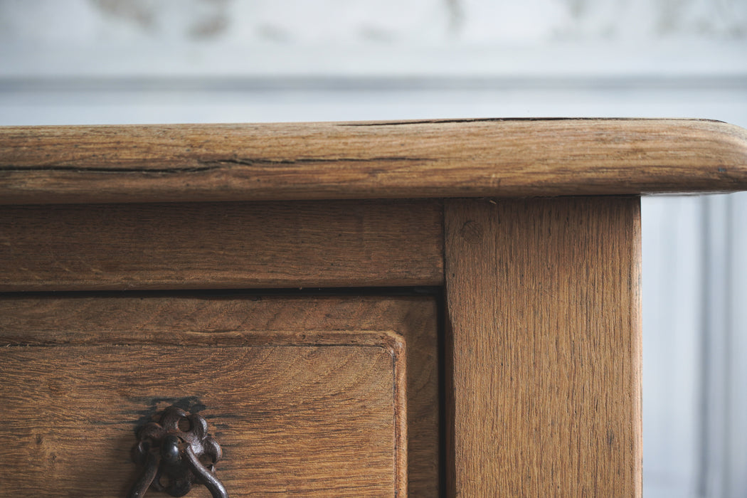 アンティークチェスト