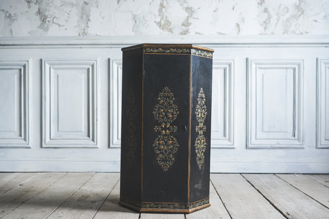 アンティークオクタゴンサイドテーブル