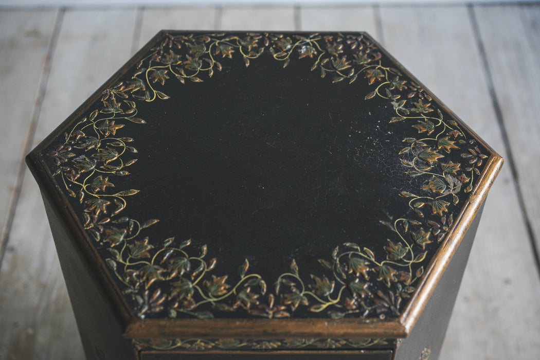 アンティークオクタゴンサイドテーブル