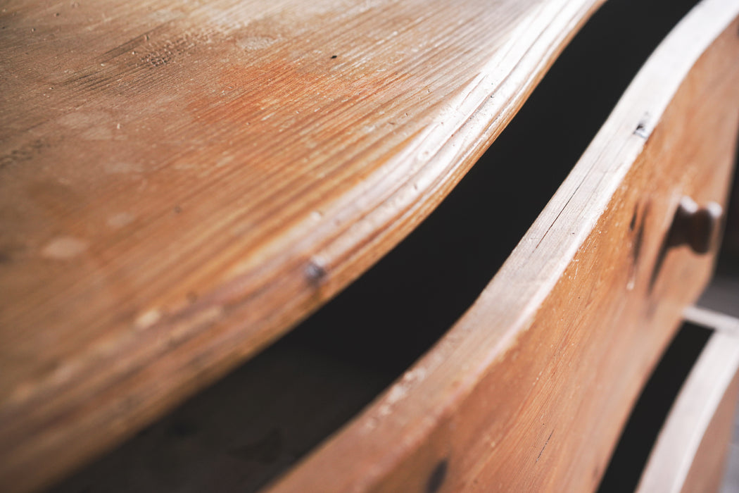 アンティークパインチェスト