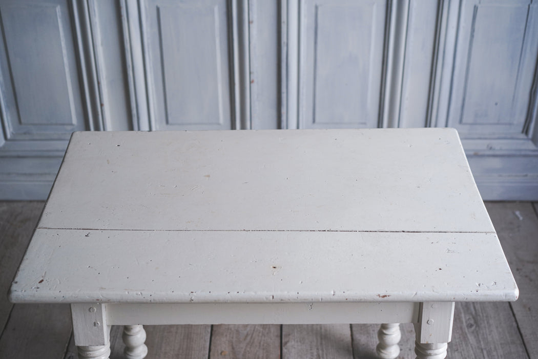 アンティークフレンチテーブル