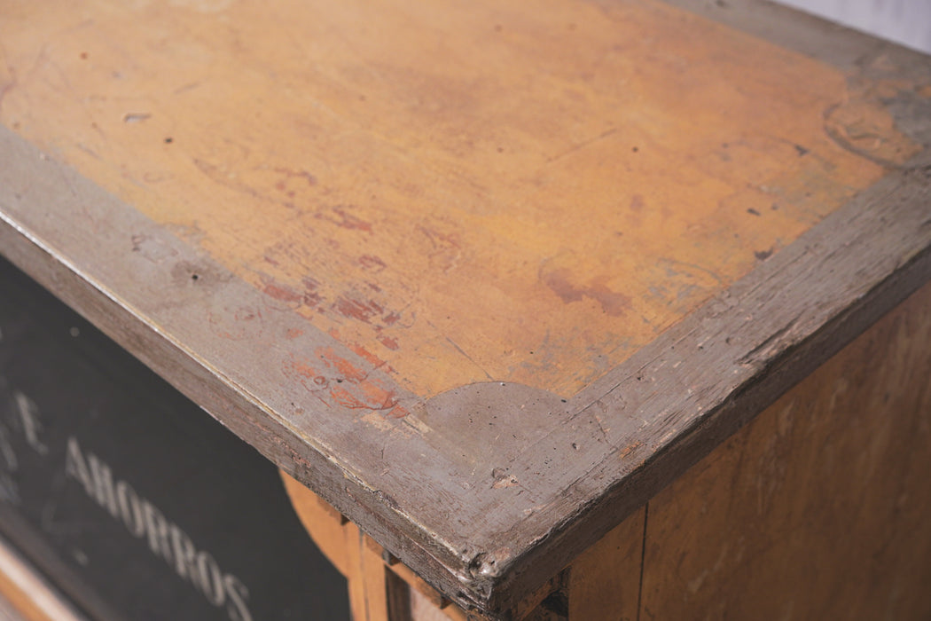 アンティークカウンター