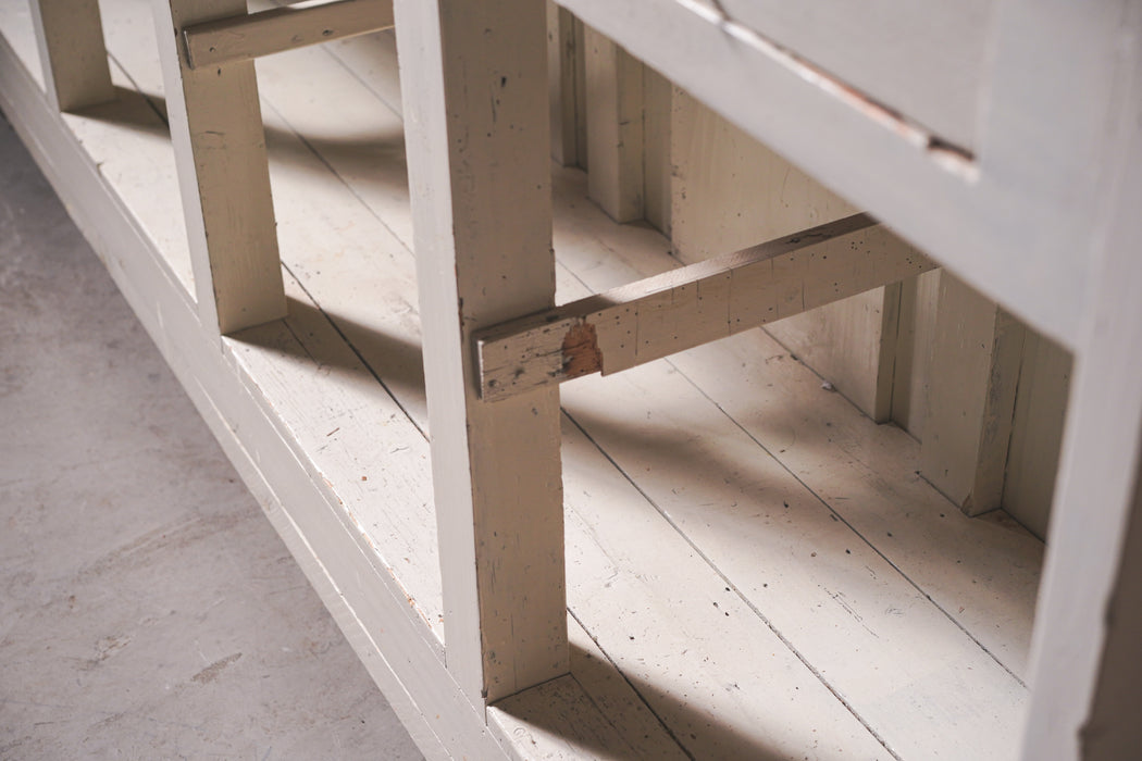 アンティークホワイトウッドカウンター