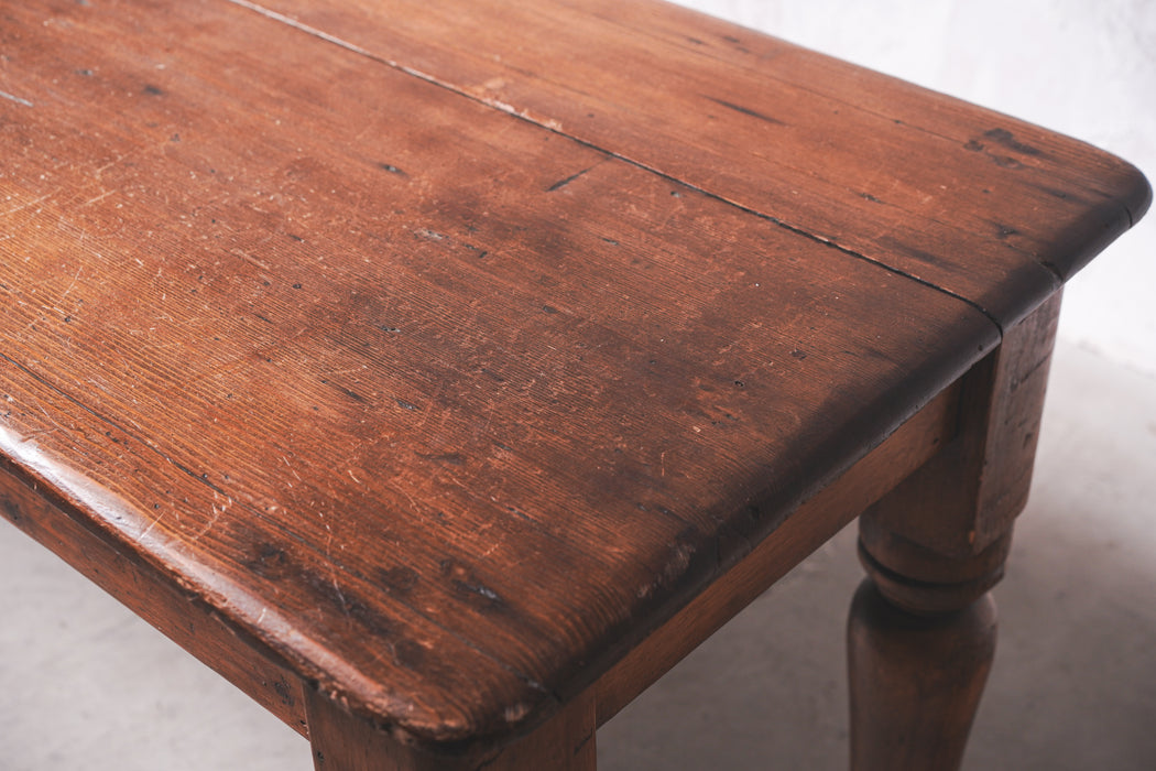 アンティークダイニングテーブル