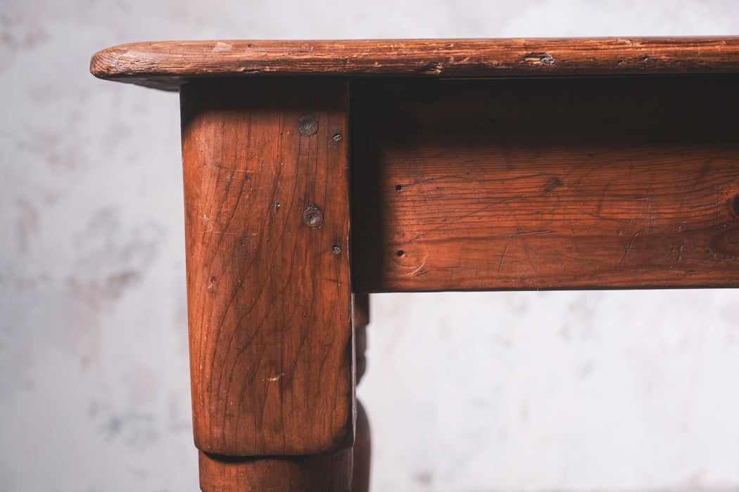 アンティークダイニングテーブル