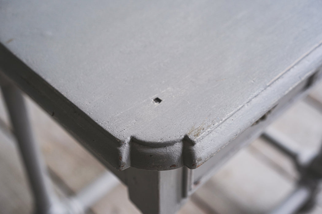 アンティークフレンチペイントサイドテーブル