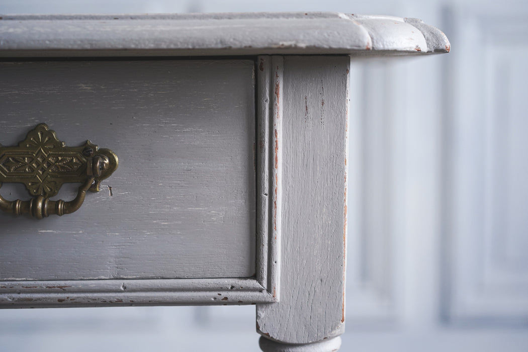 アンティークフレンチペイントサイドテーブル