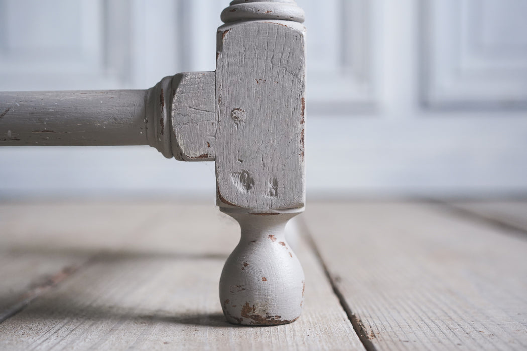 アンティークフレンチペイントサイドテーブル