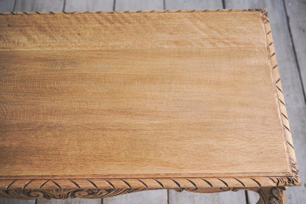 アンティークフレンチローテーブル