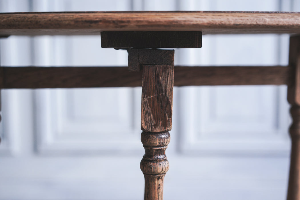 アンティーク折りたたみサイドテーブル