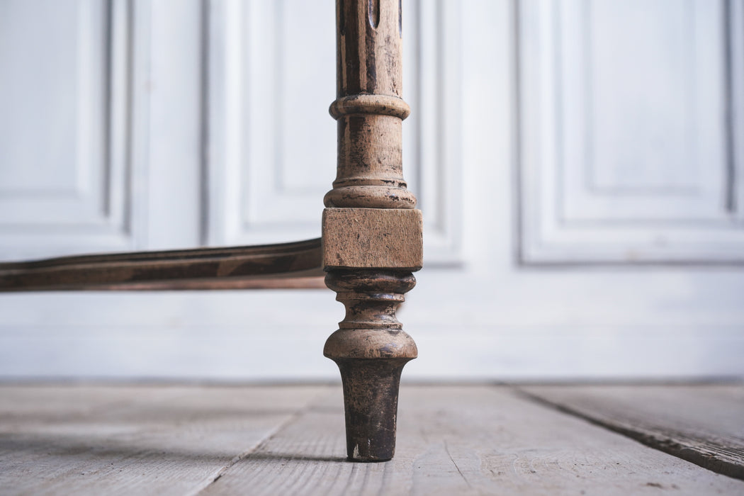 アンティークフレンチテーブル