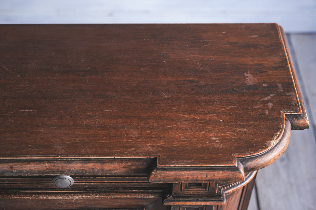 アンティークサイドボード