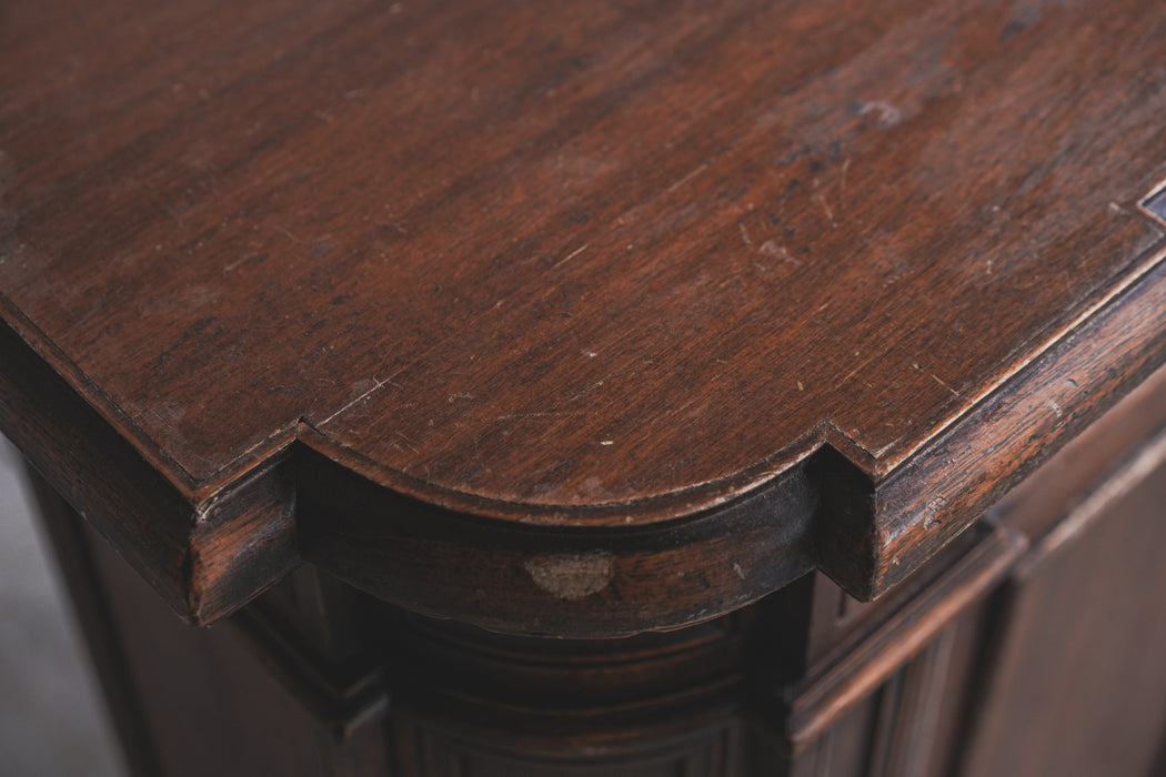 アンティークサイドボード