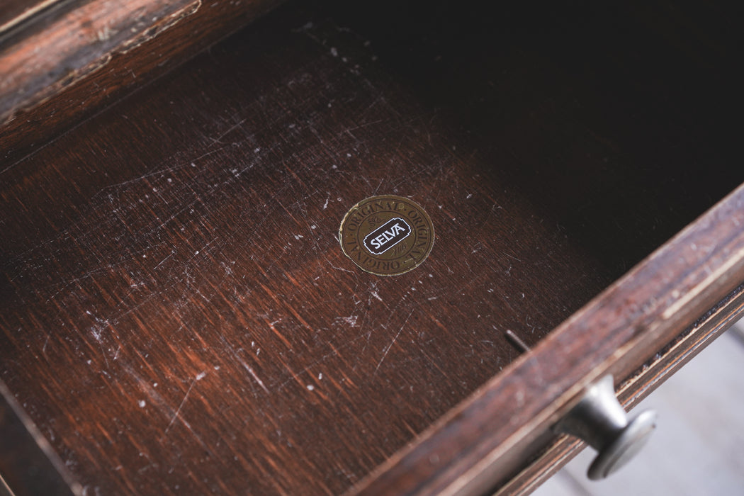 アンティークサイドボード