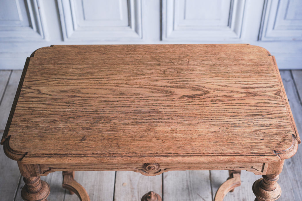 アンティークオークテーブル