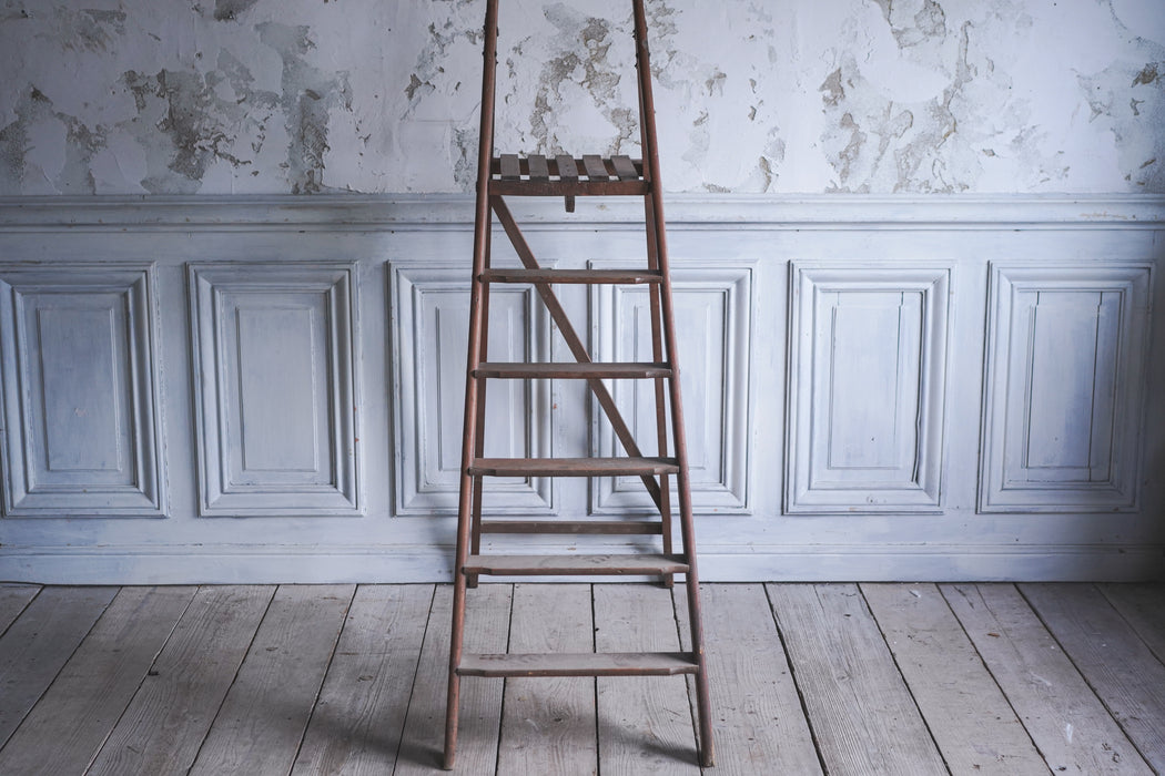 アンティークステップラダー