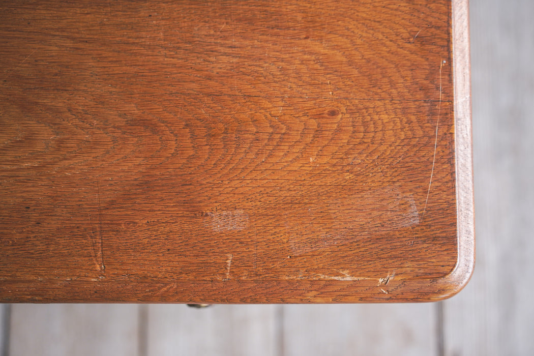 アンティークサイドチェスト