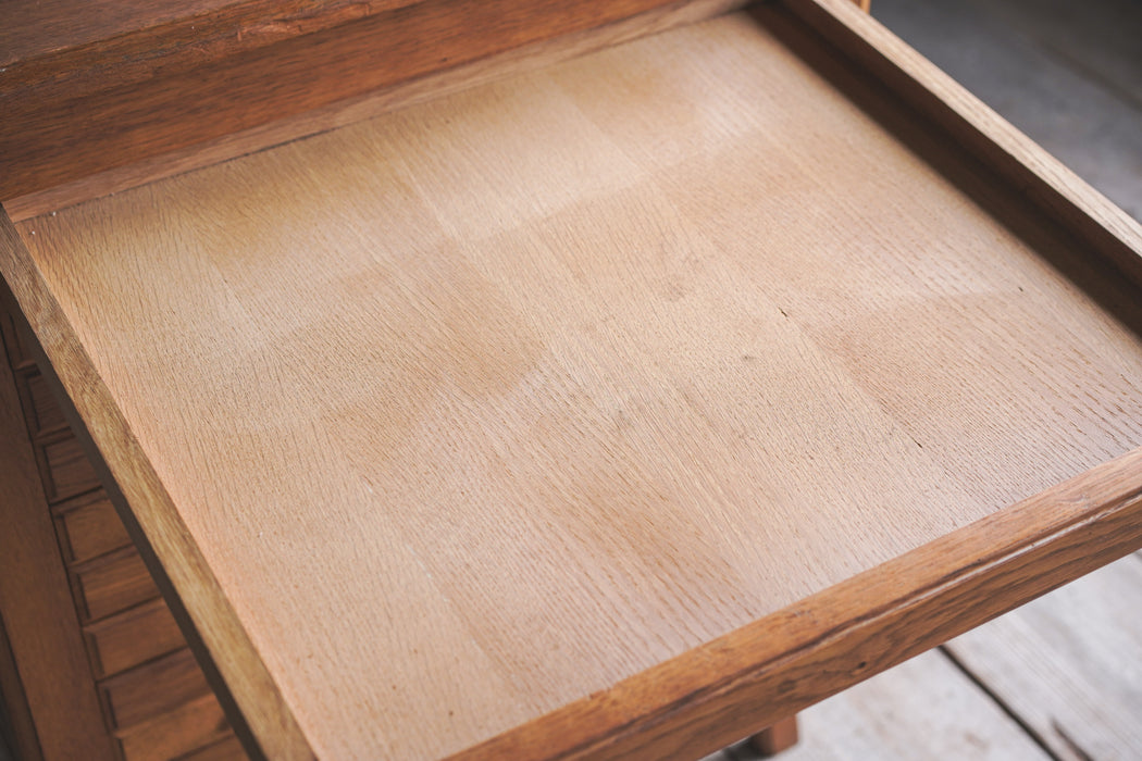 アンティークサイドチェスト