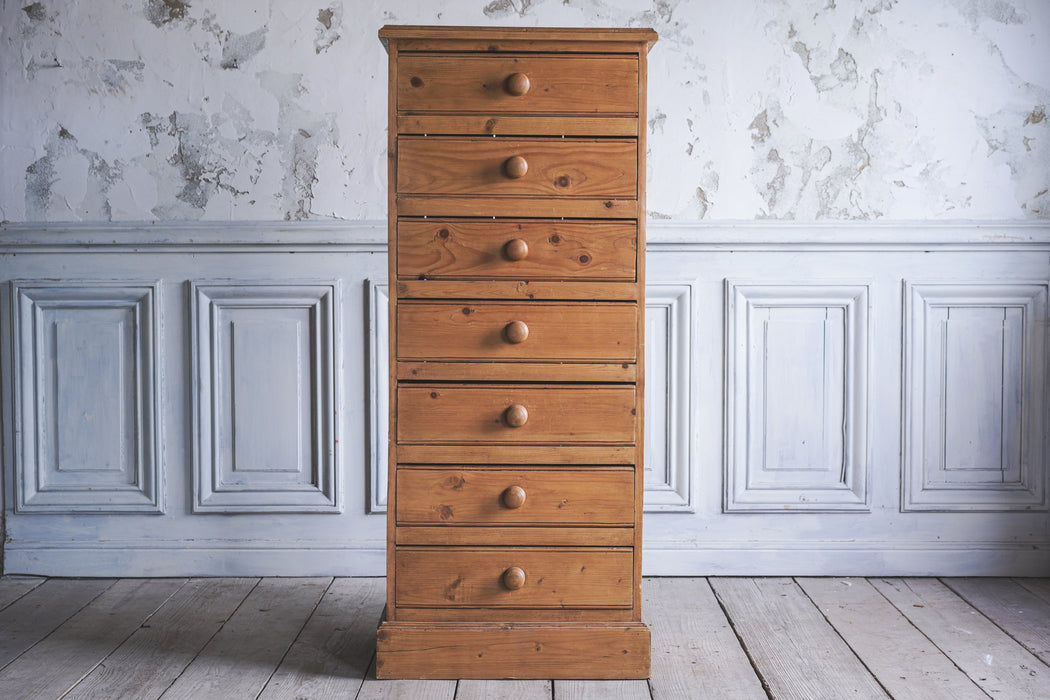 アンティークチェスト