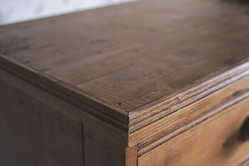 アンティークチェスト