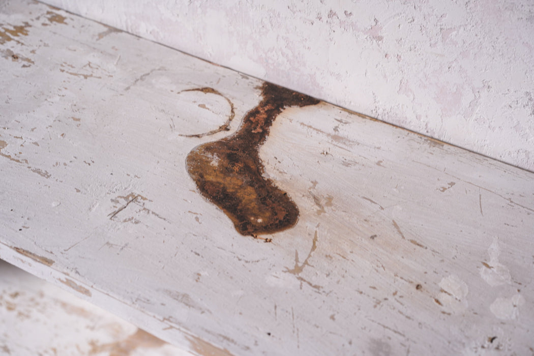 アンティーク ホワイトペイントシェルフ