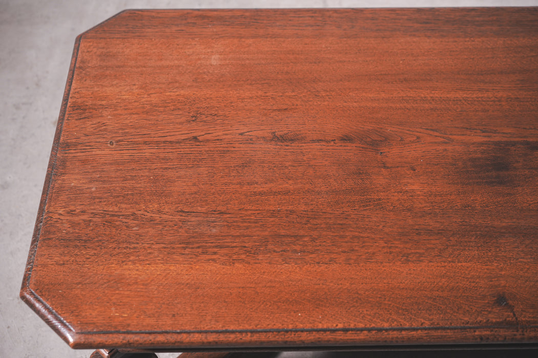 アンティークオークローテーブル