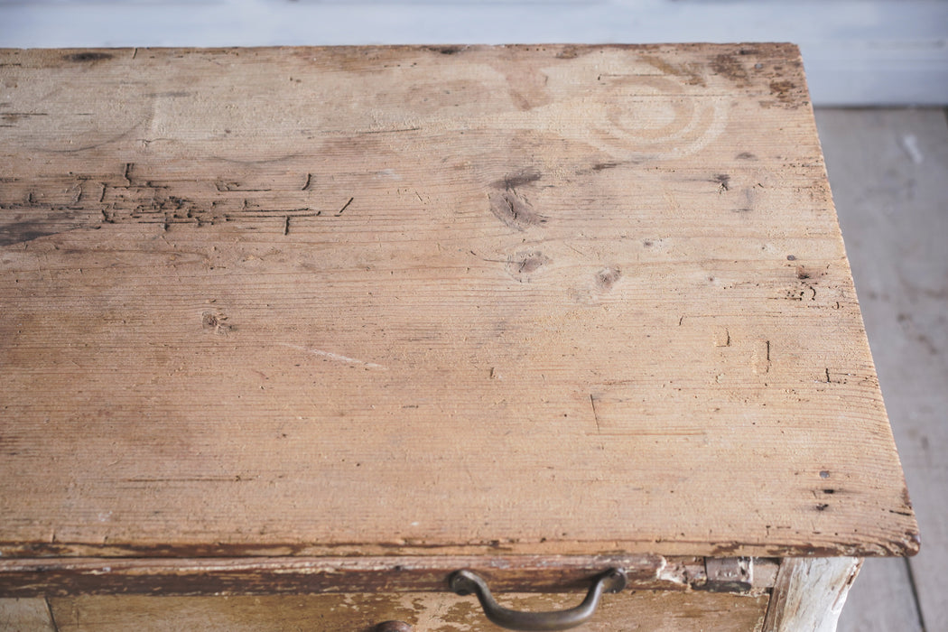 アンティークサイドボード