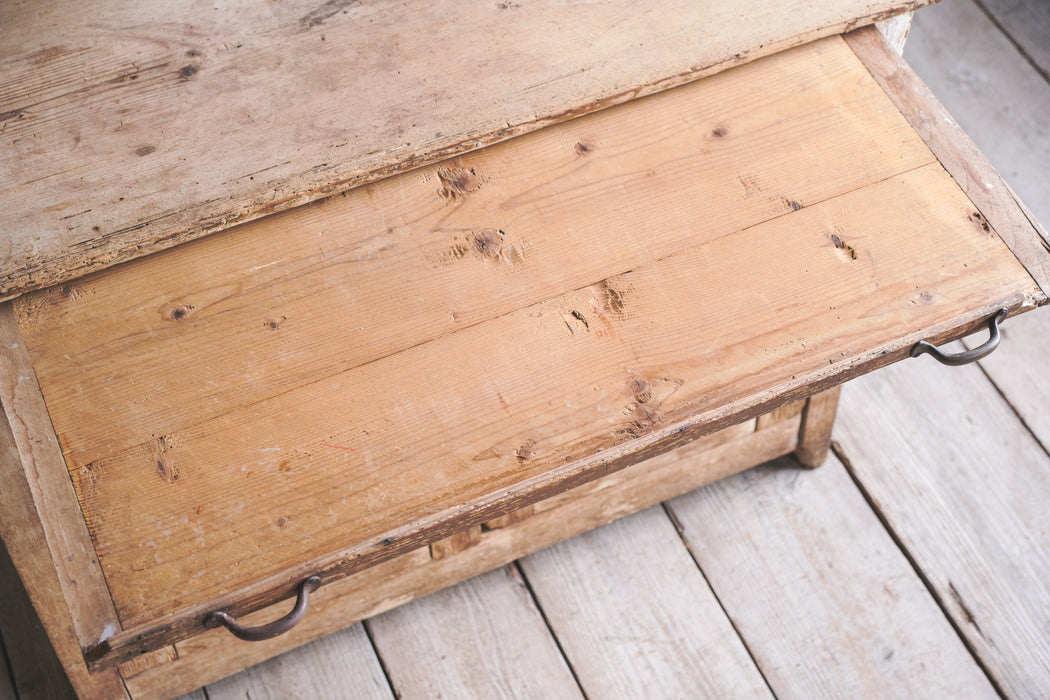 アンティークサイドボード