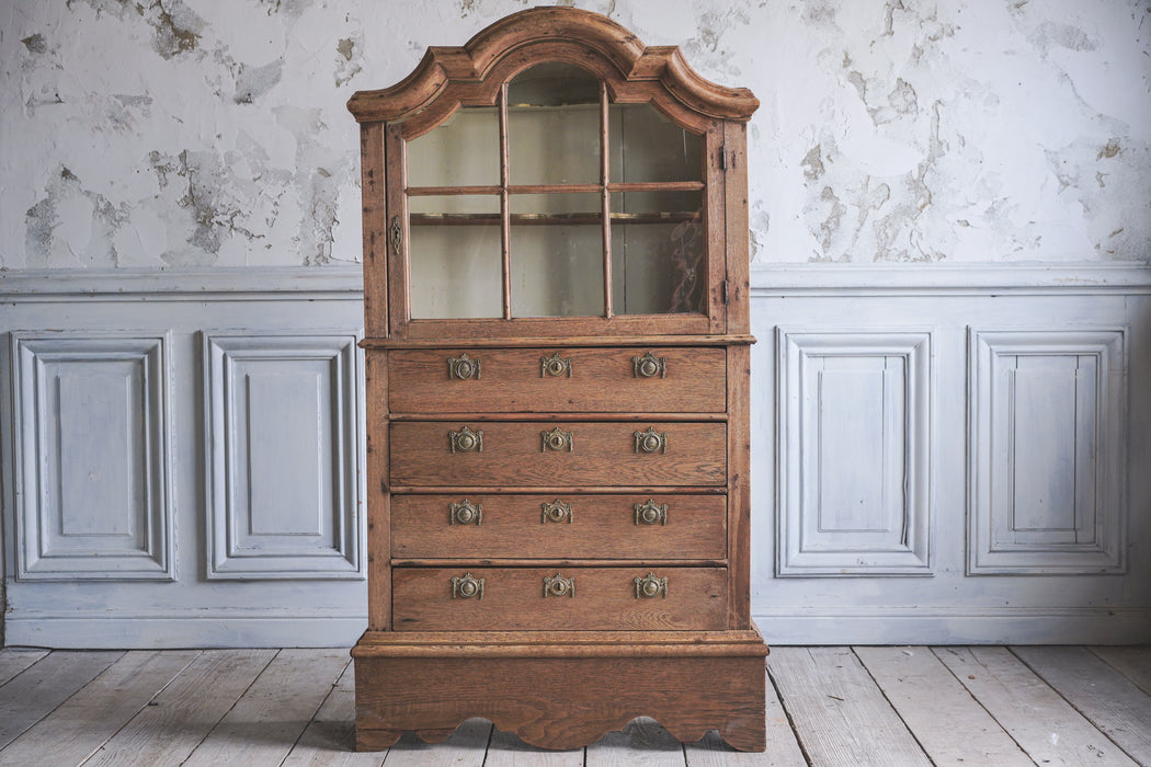 アンティークショーケースキャビネット