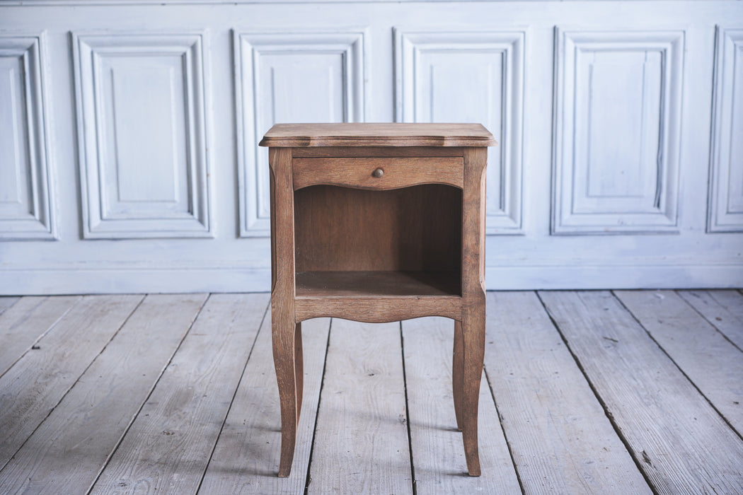 アンティークベッドサイドテーブル