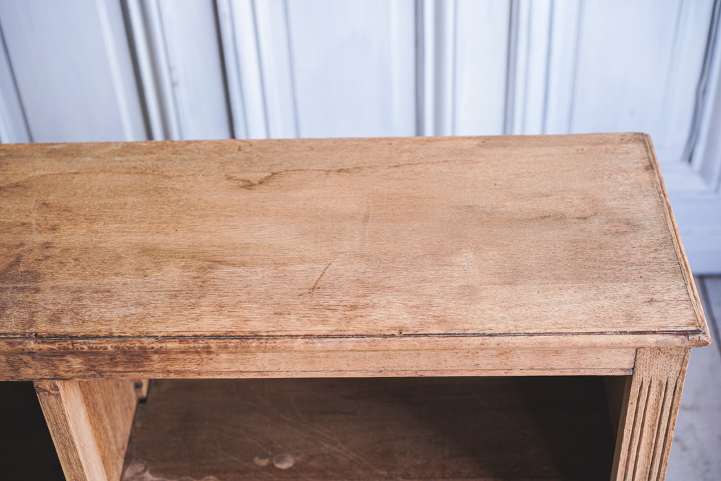 アンティークブックシェルフ