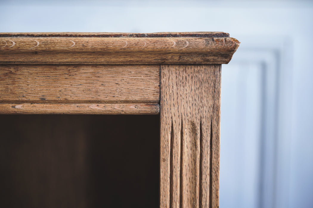 アンティークブックシェルフ