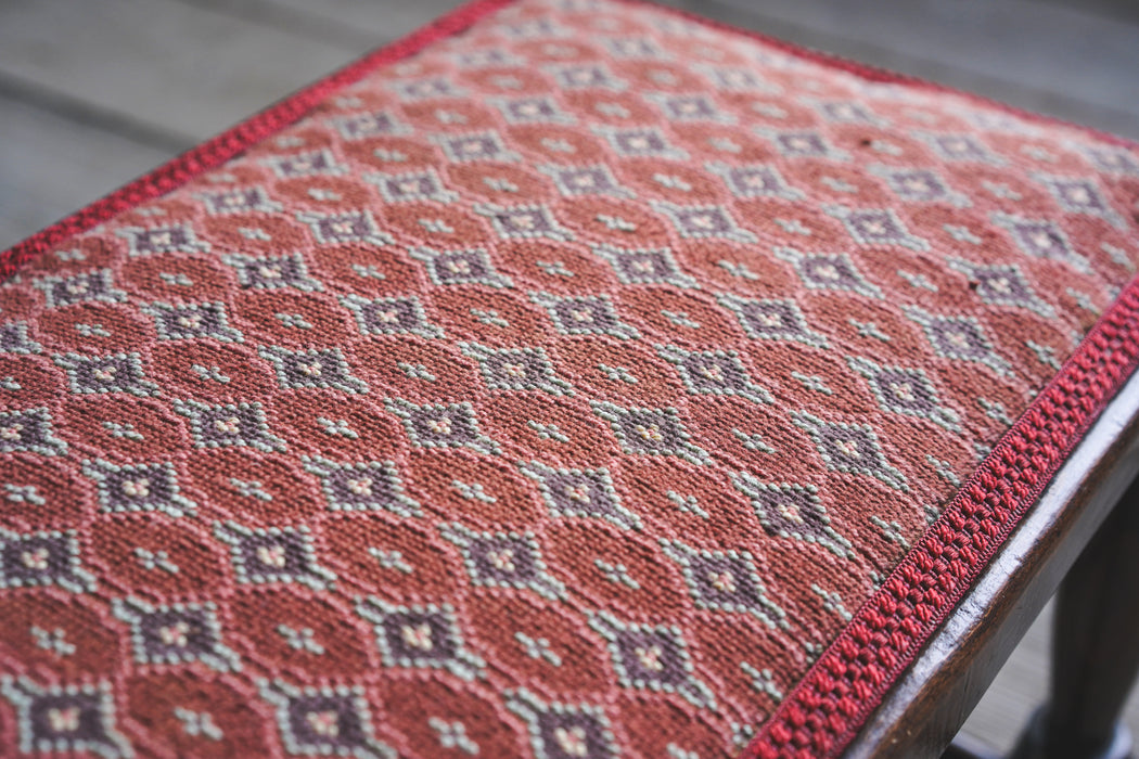 アンティークファブリックベンチ